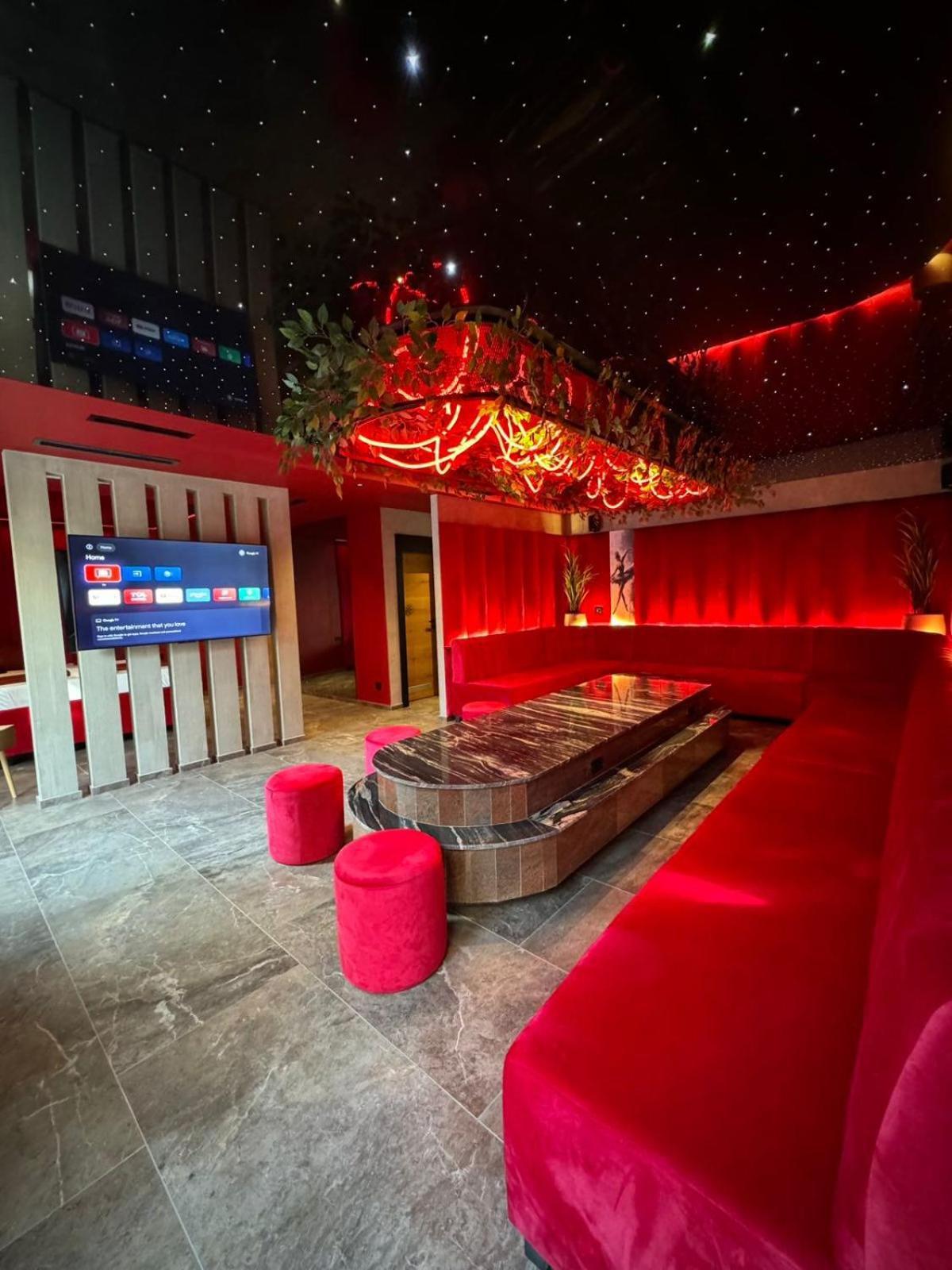 Motel Villa Princi Kosovo Polje Bagian luar foto